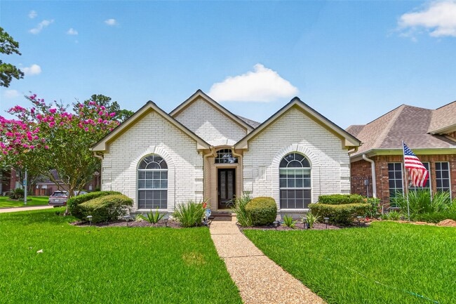 Building Photo - 14303 Reissen Ln