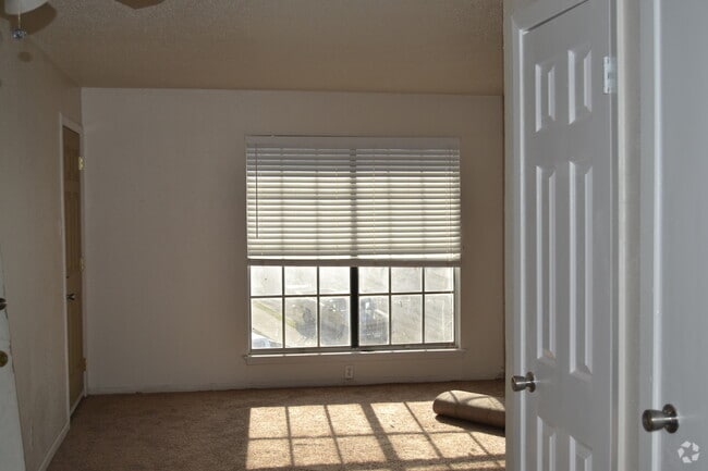 Building Photo - Medical Center Condo 1 Bedroom 1 Bath 1 Ca...