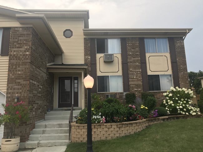 Photo - 5174 W 82nd Ct Unit B