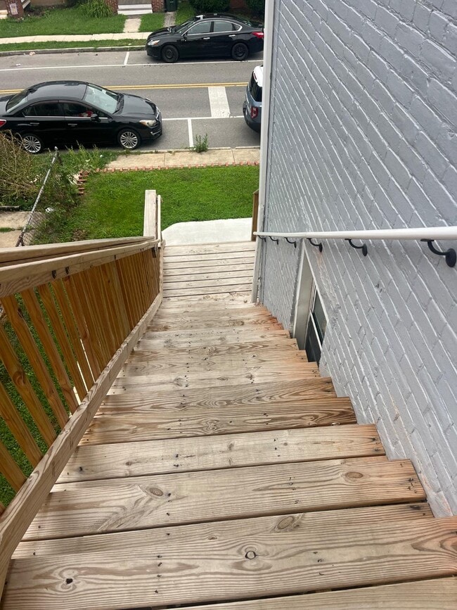 Photo - 809 Mulberry Ave