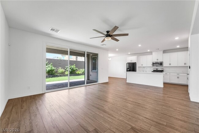Photo - 1611 Dire Wolf Ave