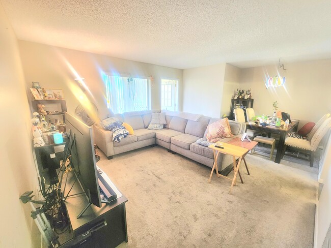 Photo - 310 Knotty Pine Cir Unit D-2