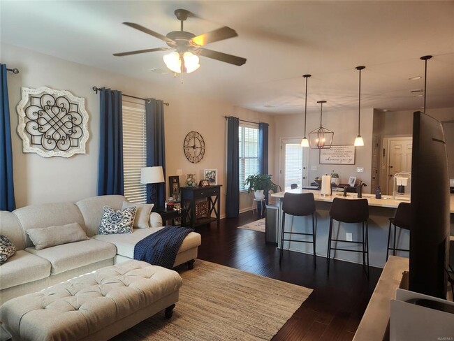 Photo - 182 Grand Park Dr