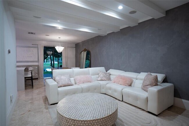 Photo - 4041 Devenshire Ct