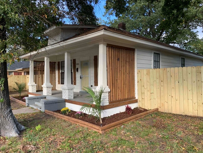 Photo - 1456 N Hollywood St