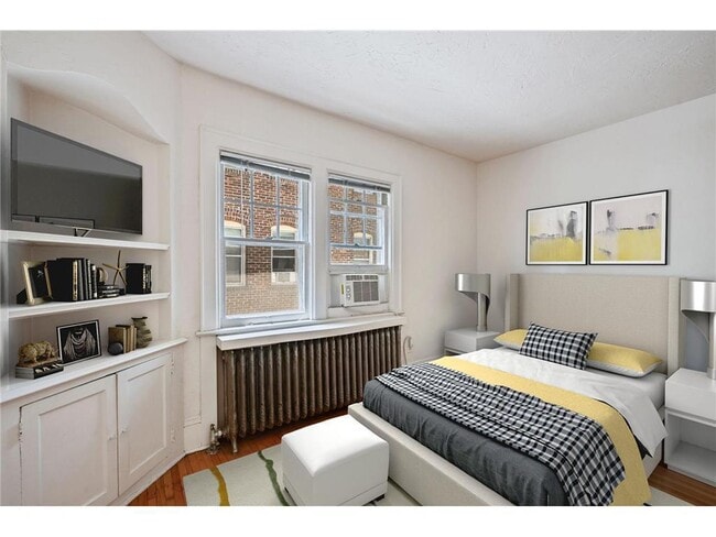 Photo - 1913 Emerson Ave S Unit 103