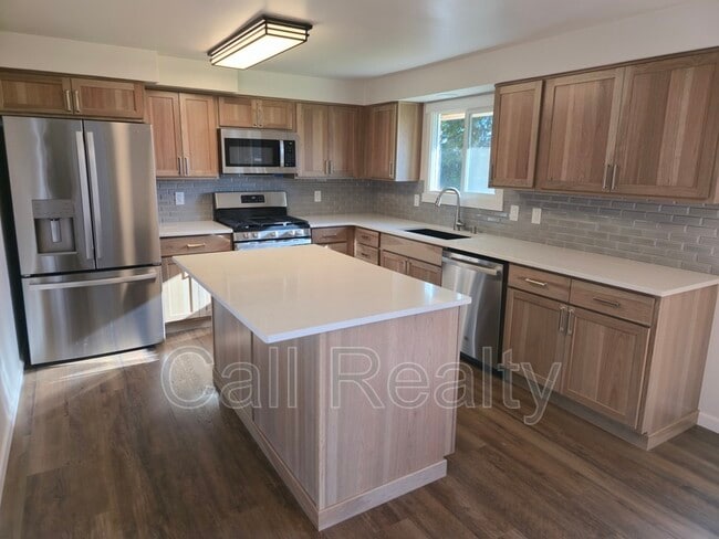 Photo - 2621 W Johannsen Rd