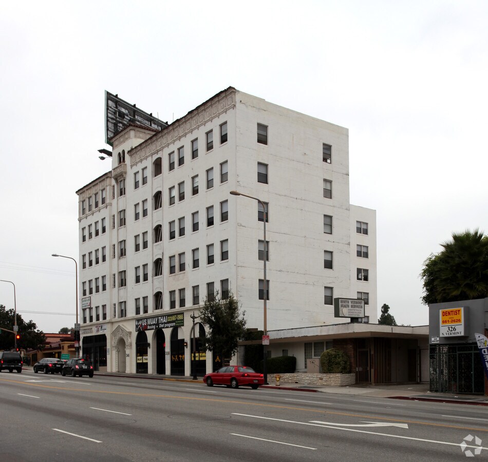 Frostonya Apartments - The V @ Beverly