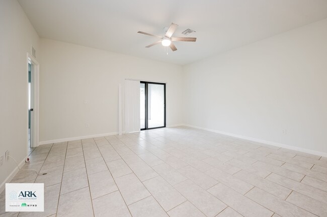 Photo - 7636 Carrier Rd