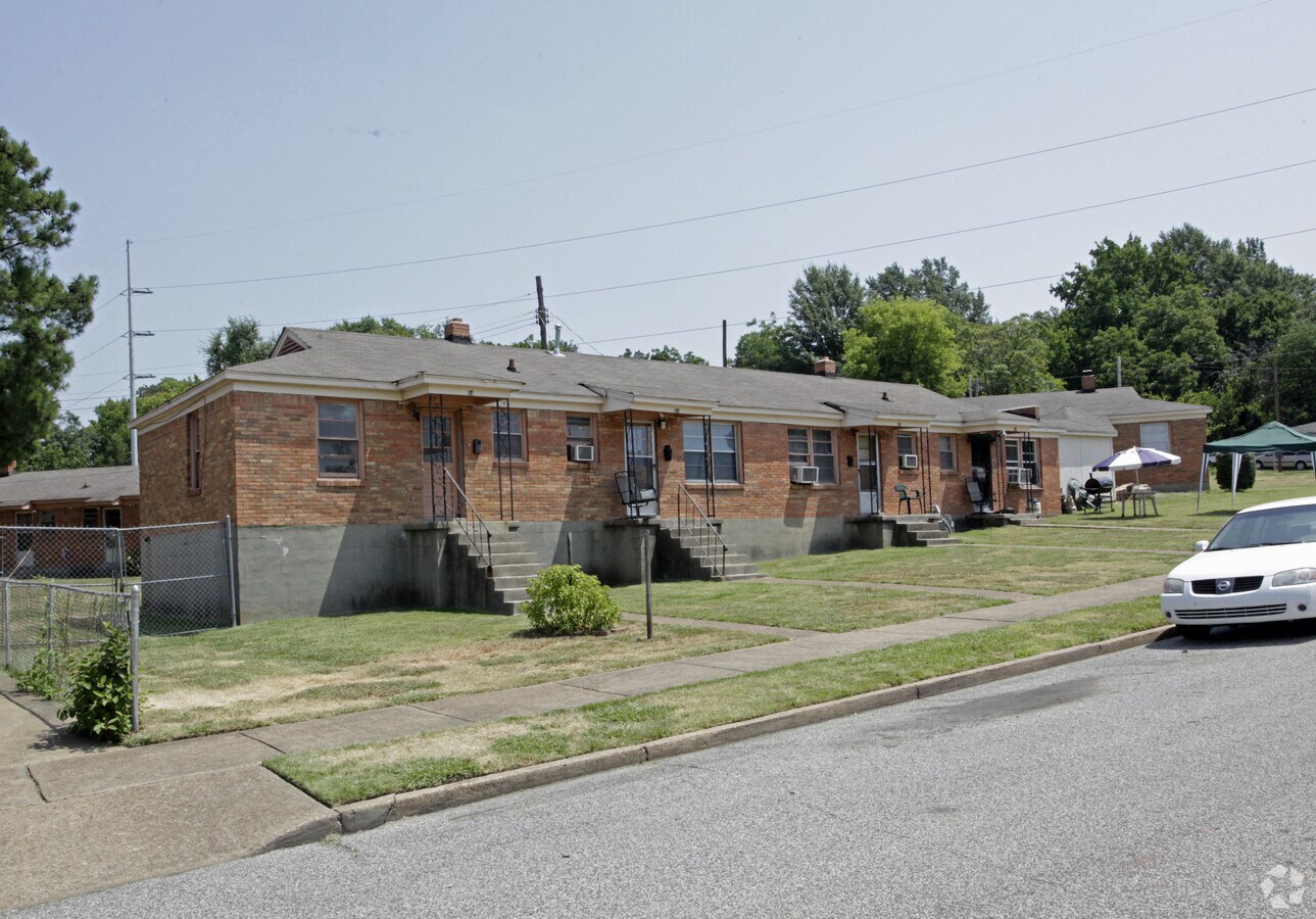 Photo - The Gage Gardens Apartments