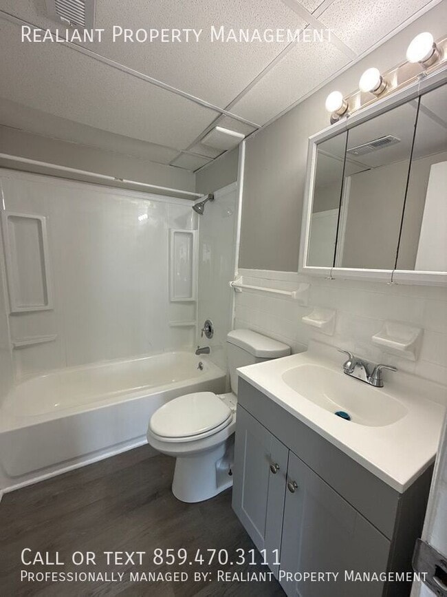 Photo - 208 Lakeshore Dr Unidad 2