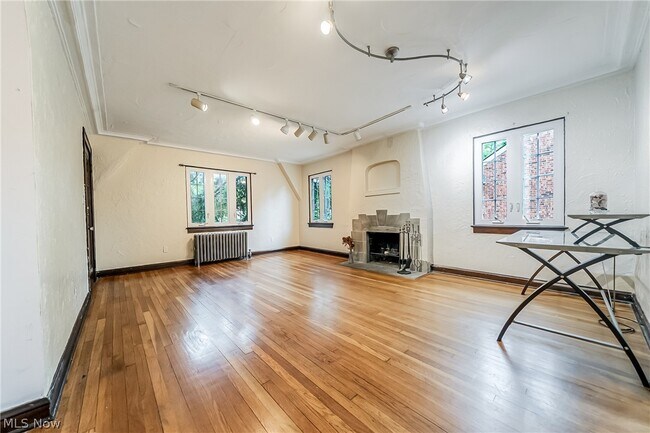 Photo - 18313 Newell Rd