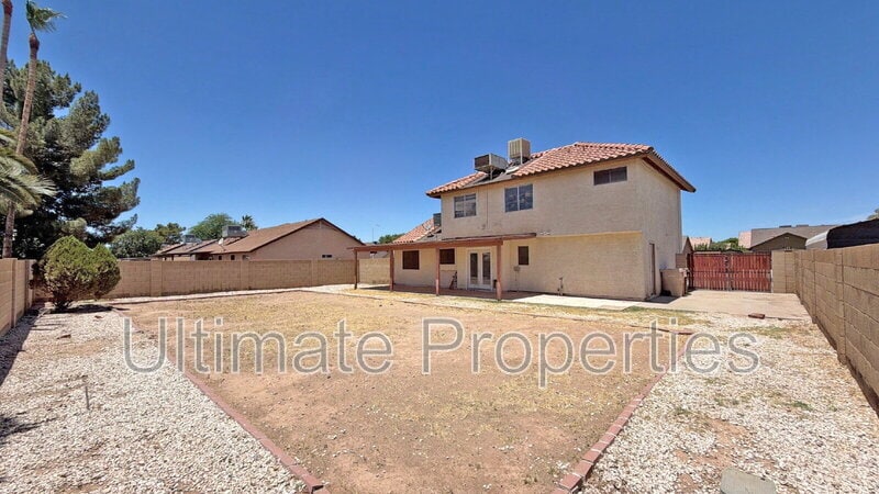 Photo - 7745 W Willow Ave