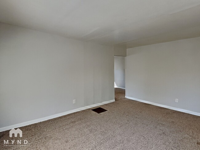 Photo - 3791 Clovis Ct NW