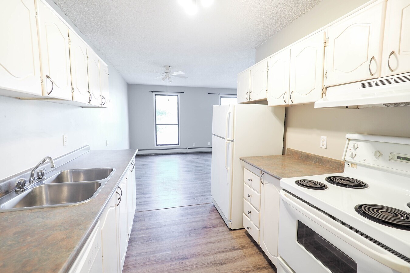 Photo - Blue Quill Gardens