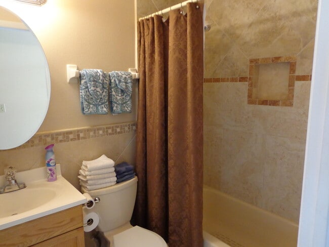 Photo - 1168 Amaryllis Ct