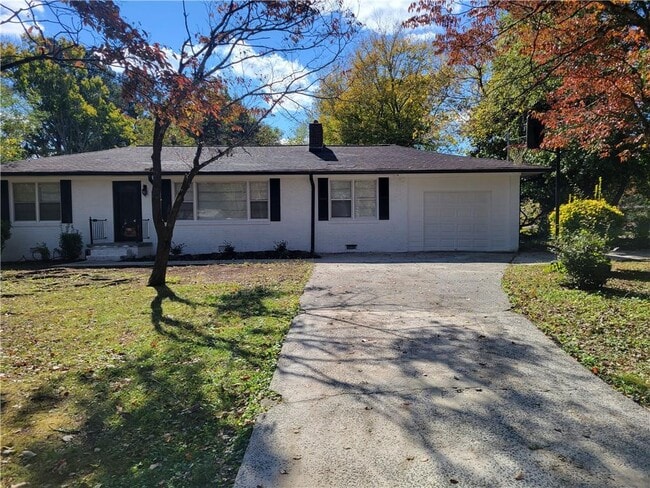 Building Photo - 660 Dozier Dr