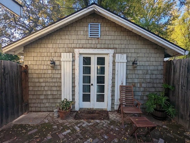 Photo - 1140 Arcade Blvd