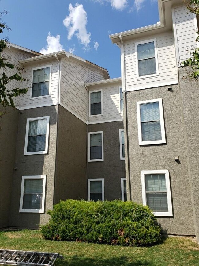 Marshall Meadows Apartment Homes