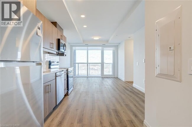 Photo - 1333 Weber St E Unité 802