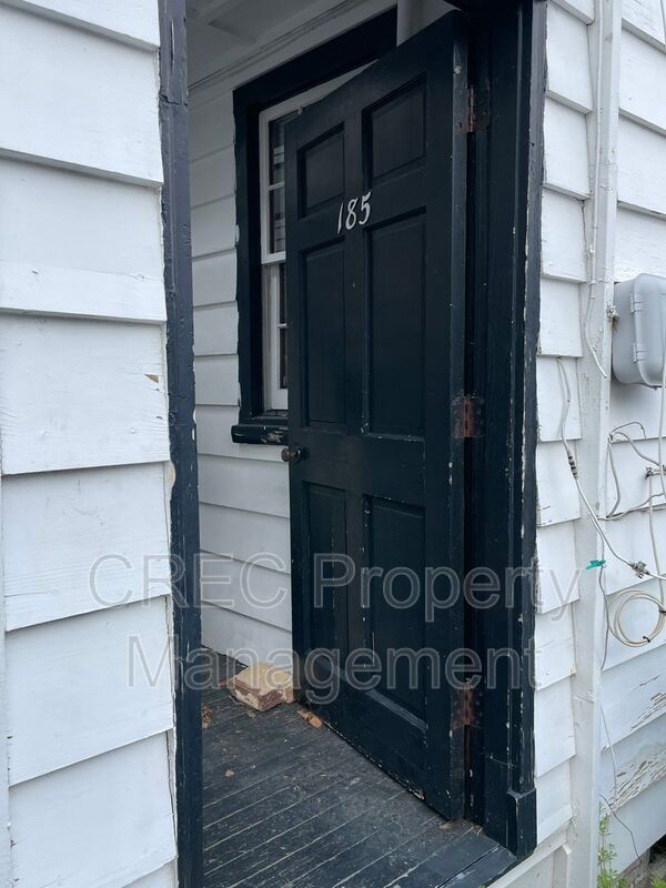 Photo - 185 Smith St Unit B
