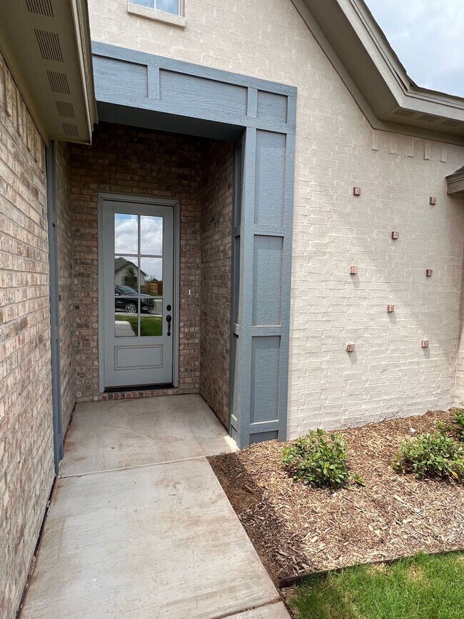 Photo - Beautiful 4 bed 2 bath home in Frenship!