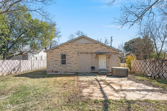 Photo - 1129 Boone St