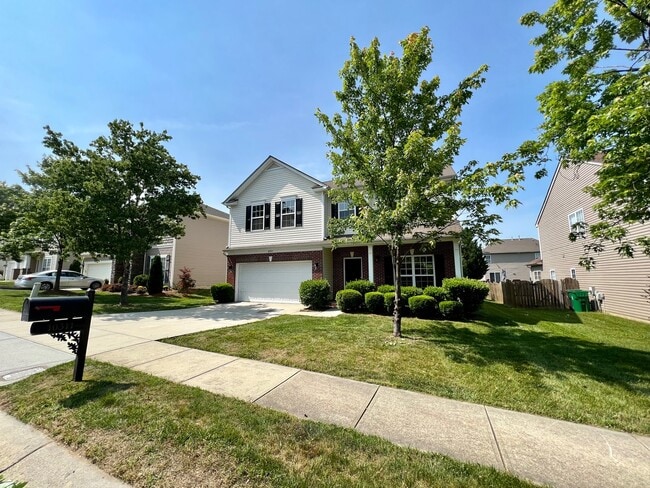 Building Photo - 10311 Dominion Village Dr