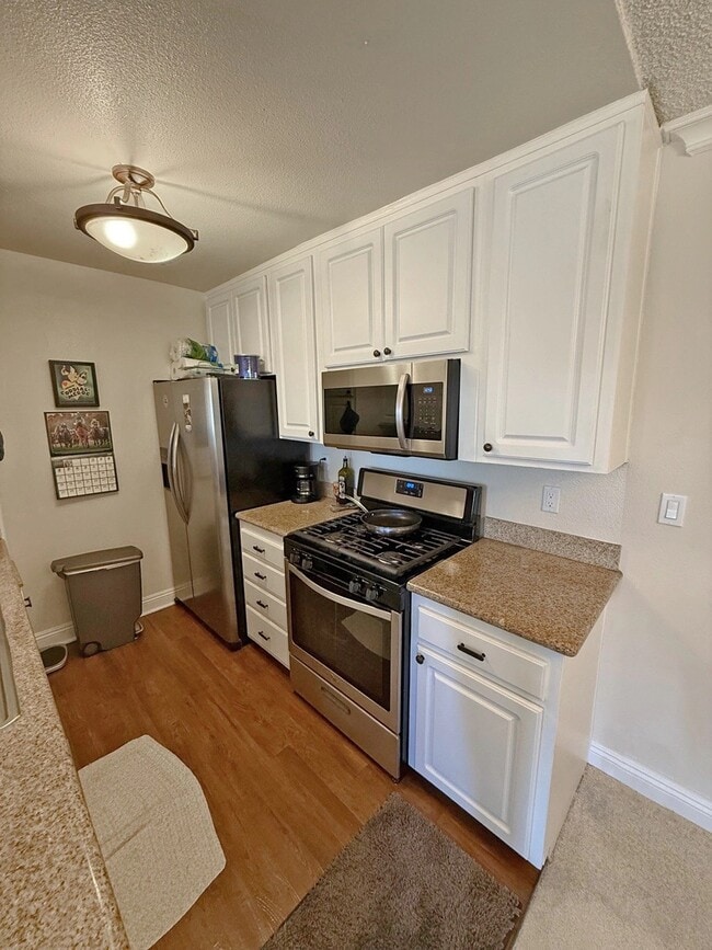 Photo - 5000 Whitsett Ave Unidad 108