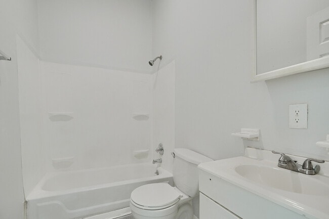 Photo - 800 N Fulton Ave Unit A