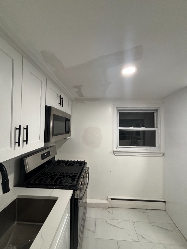 Photo - 271 Louis Ave