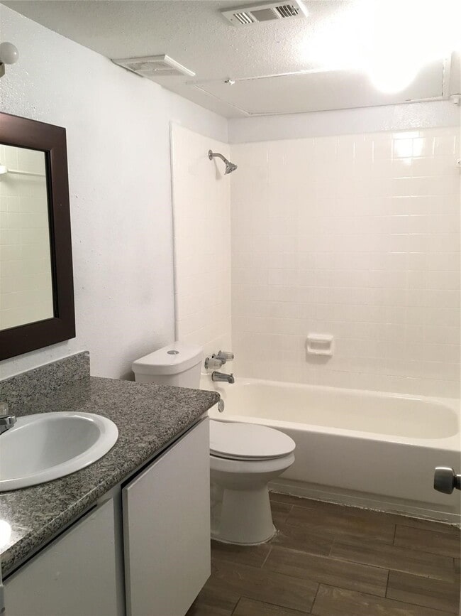 Photo - 6200 W Tidwell Rd Unit 1304