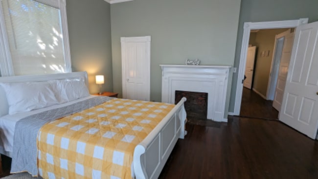 208 S Trammell St Unit C