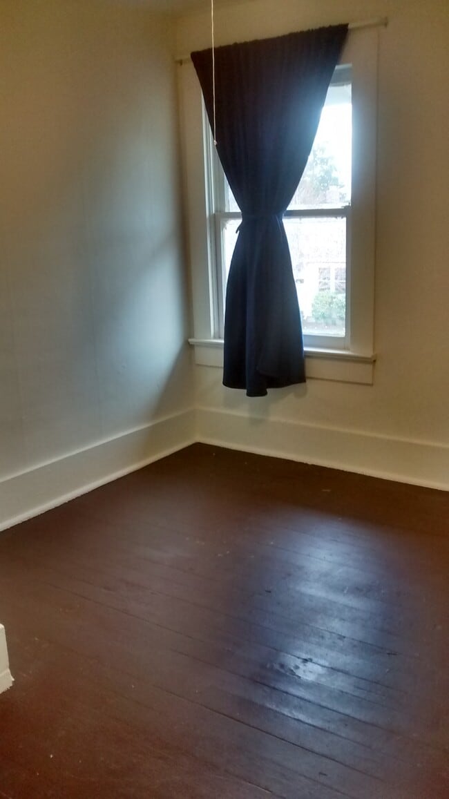 Photo - 1203 NE 75th Ave