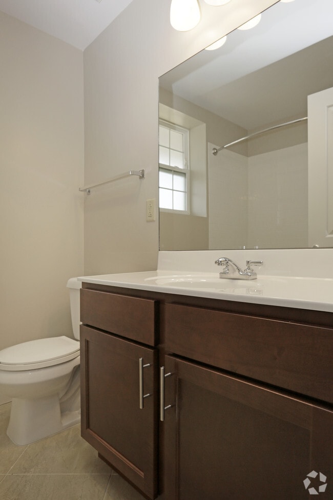 Lyon Homes Apartments & Townhomes Dundalk, MD