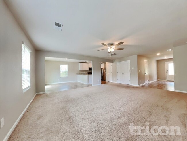 Photo - 150 Parkers Gate Dr