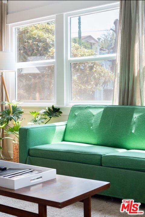 Photo - 1933 Kent St