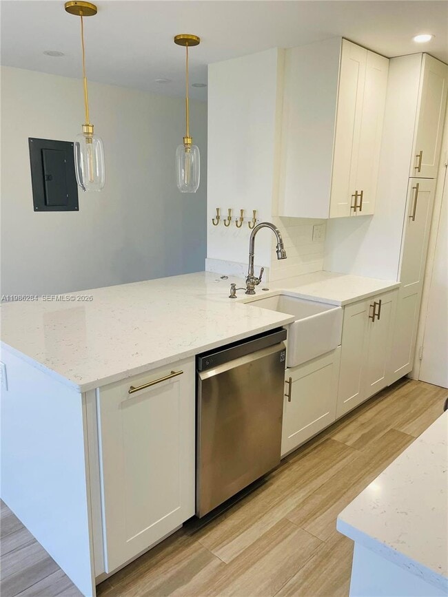 Photo - 900 NE 18th Ave Unit 206