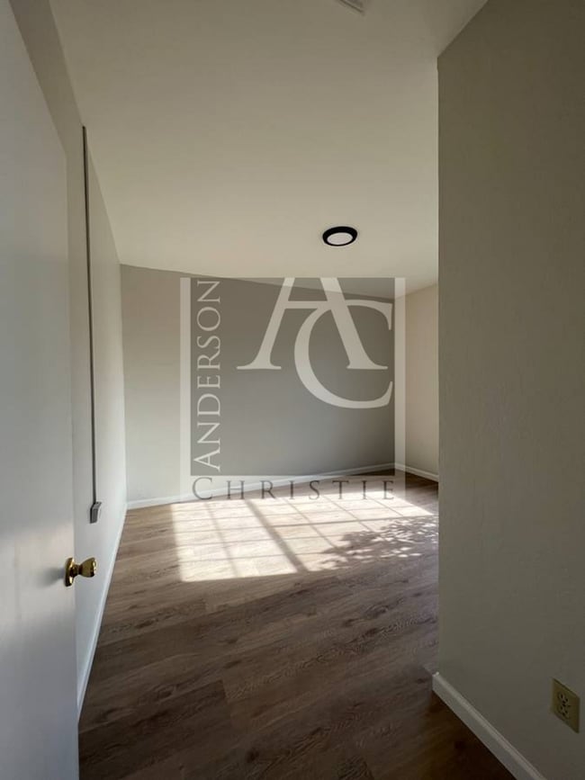 Photo - 12 8th St Unit A