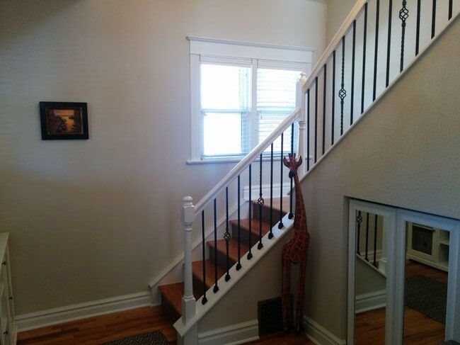 Photo - 1066 S Pearl St