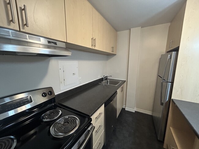 Photo - 5222-5222 Green St Unit 48