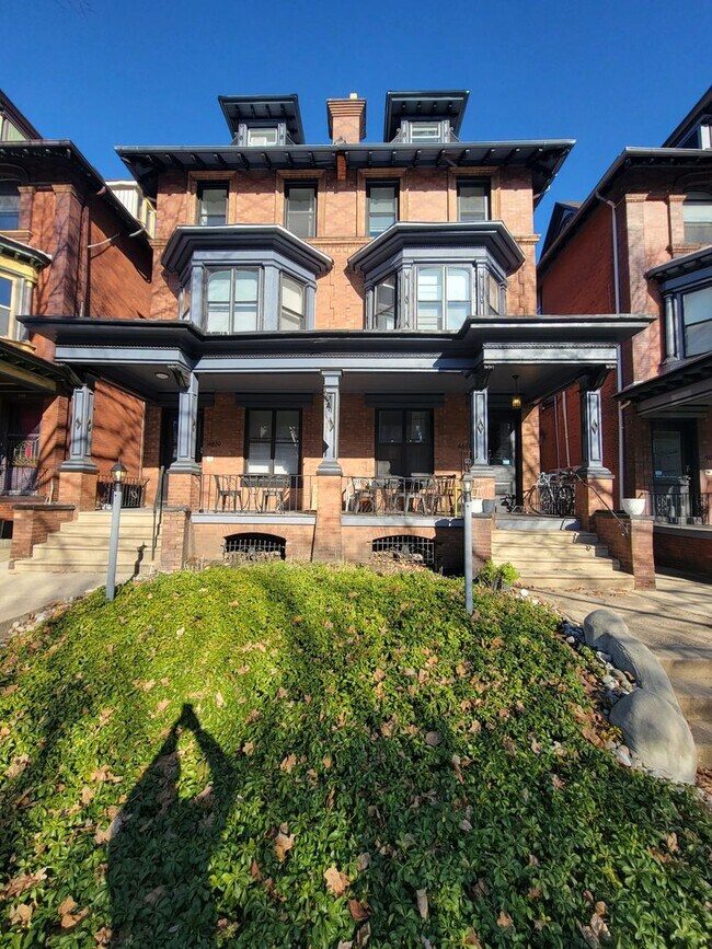 Photo - 4619 Cedar Ave Unit 1