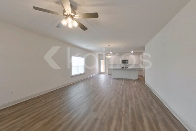 Photo - 8118 S Hendrick Dr