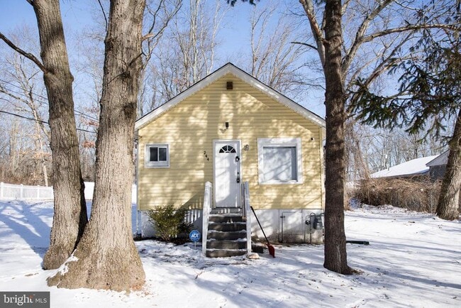 Photo - 244 Nelson Ave
