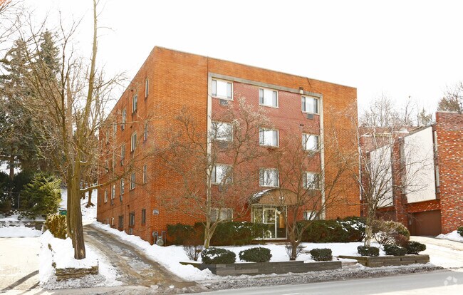 Photo - Greenbriar Apartments