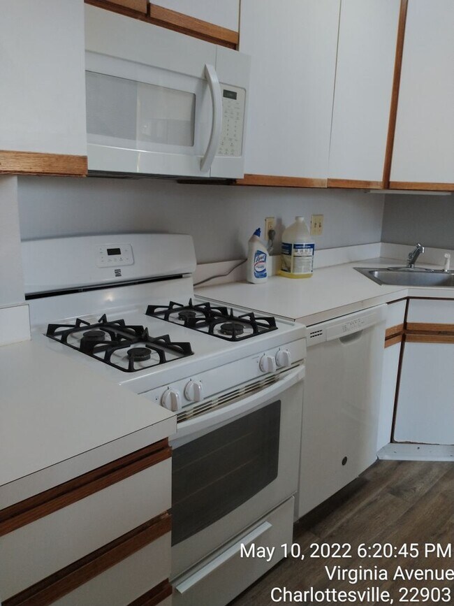 Photo - 403 14th St NW