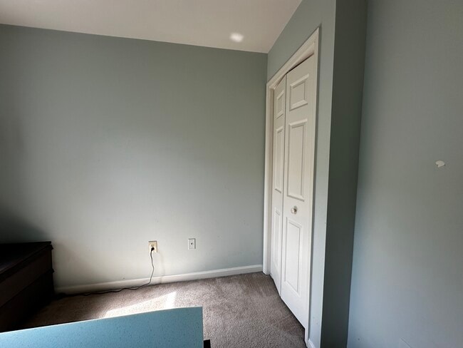 6908 Compton Valley Ct