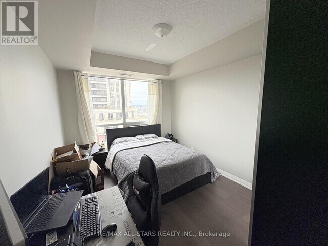 Photo - 9500 Markham Rd Unité 908