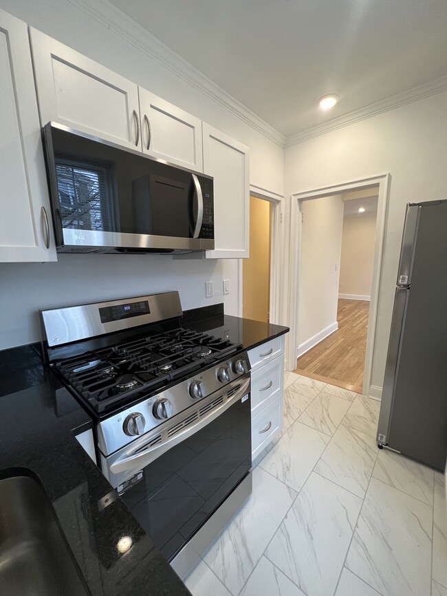 Photo - 75 Kilsyth Rd