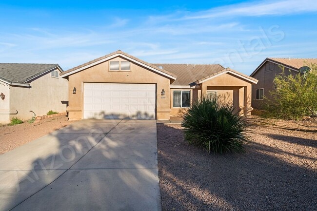 Building Photo - CHARMING CURB APPEAL